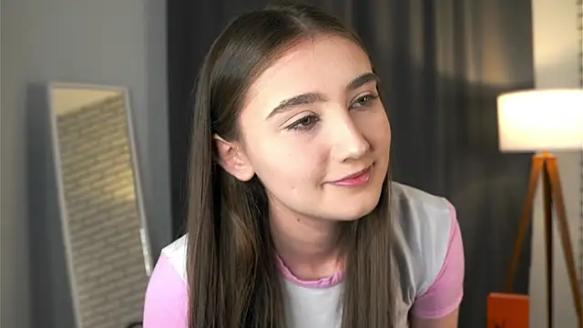 Snapshot of AriannaSemke chatting on November 2025 03:32:01 AM AriannaSemke online show from November 2025 03:32:01 AM