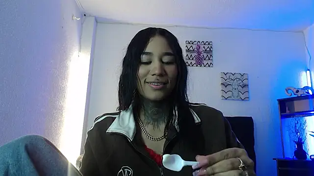 lyam ebony  online show from November 2025 04:02:02 AM