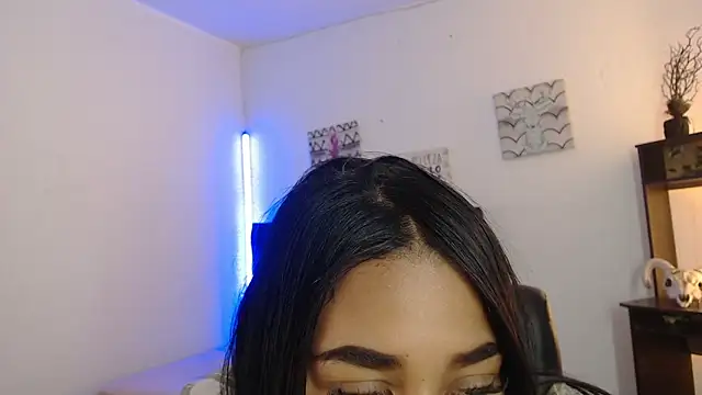 lyam ebony  online show from February 2026 07:47:02 PM