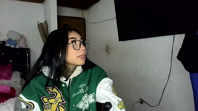 lyam ebony  online show from April 2026 05:03:01 AM