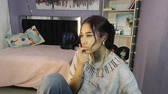 lyam ebony  online show from December 2025 02:56:02 AM