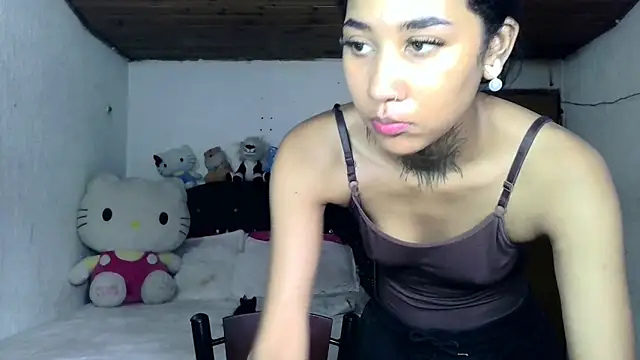lyam ebony  online show from April 2026 08:59:01 PM