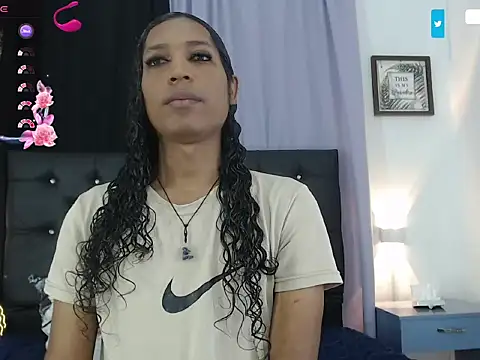 MiaCoock online show from November 2025 12:38:02 PM