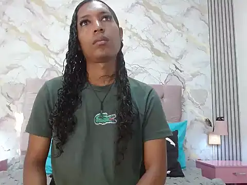 MiaCoock online show from January 2026 01:39:01 PM