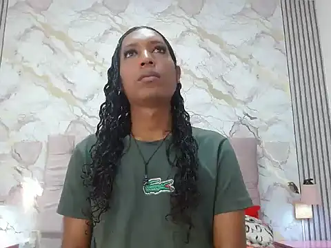 MiaCoock online show from December 2025 12:42:02 PM