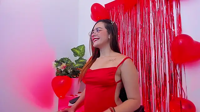 Snapshot of SaraAlvarezx chatting on February 2026 05:08:01 AM SaraAlvarezx online show from February 2026 05:08:01 AM