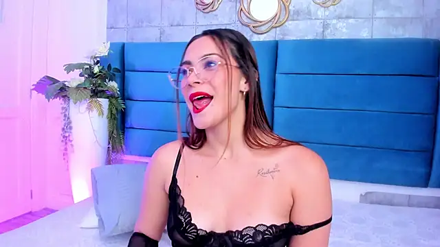Snapshot of SaraAlvarezx chatting on March 2026 03:56:01 AM SaraAlvarezx online show from March 2026 03:56:01 AM