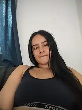 Snapshot of Zoe_Raven11 chatting on May 2026 01:50:01 PM Zoe Raven11 online show from May 2026 01:50:01 PM
