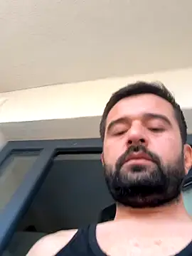 Snapshot of NiktirGit31 chatting on November 2025 12:31:02 PM NiktirGit31 online show from November 2025 12:31:02 PM