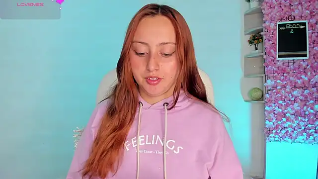 Arianna Gren18 online show from February 2026 01:16:02 PM