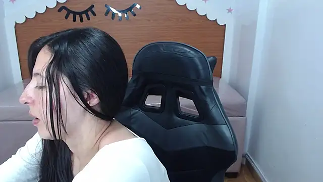 scarlett percy t online show from January 2026 07:50:02 PM