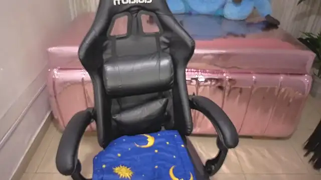 Snapshot of scarlett_percy_t chatting on February 2026 03:45:02 PM scarlett percy t online show from February 2026 03:45:02 PM