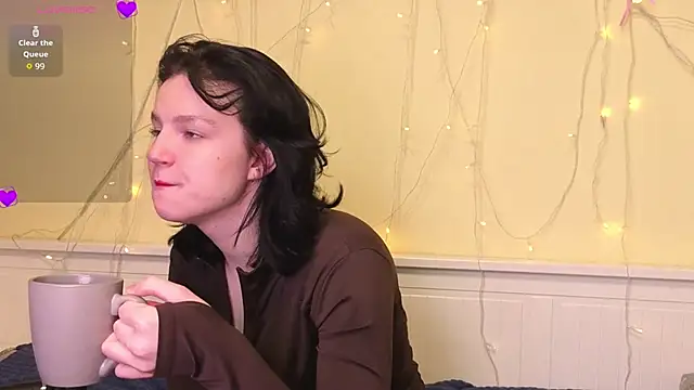 LatinaHuguenin online show from December 2025 07:08:01 AM