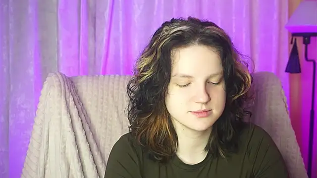 LatinaHuguenin online show from March 2026 08:14:02 PM