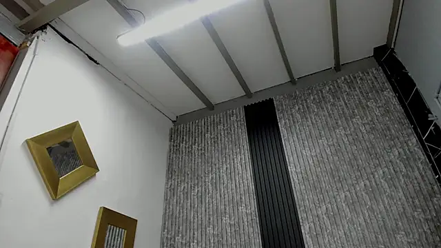 Caitlyn-Joness  online show from November 2025 07:47:01 PM