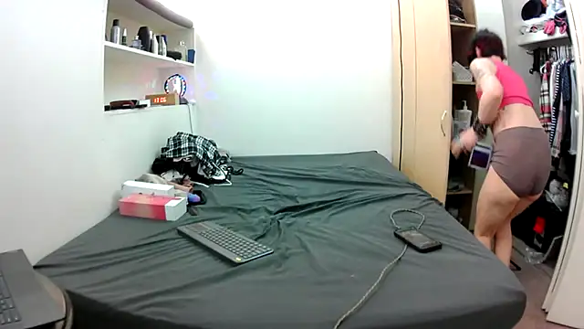 Empress Lilith online show from January 2026 07:07:02 PM