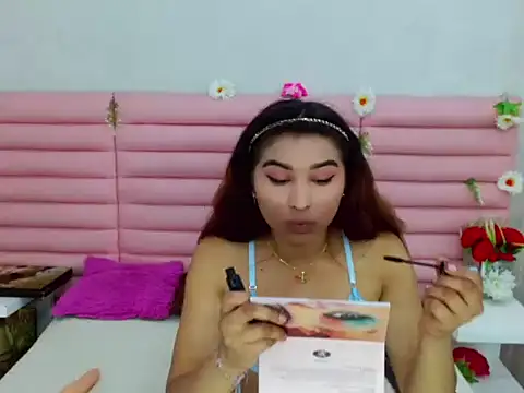 miss charlotte78 online show from November 2025 07:47:01 PM