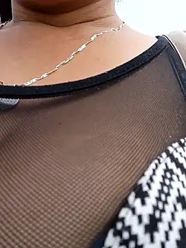 misshot 02 online show from December 2025 06:52:01 PM