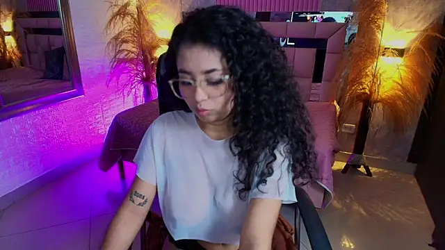 griselle rousse online show from February 2026 12:11:01 AM