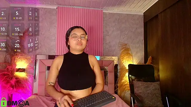 Snapshot of griselle_rousse chatting on July 2026 07:31:01 PM griselle rousse online show from July 2026 07:31:01 PM