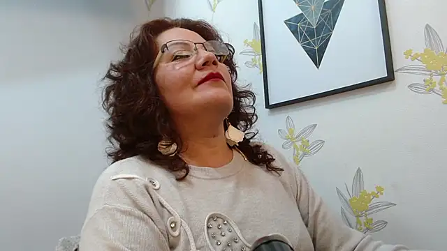 Rosalie Durand online show from February 2026 08:09:01 PM