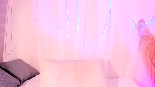 Irishottt online show from February 2026 10:51:02 PM