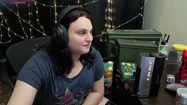 Salacious Sage online show from April 2026 09:06:01 PM