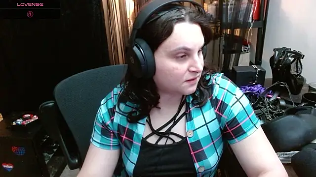 Snapshot of Salacious_Sage chatting on February 2026 11:28:02 PM Salacious Sage online show from February 2026 11:28:02 PM