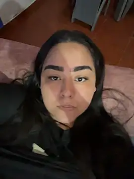 loly clover online show from December 2025 11:45:02 AM