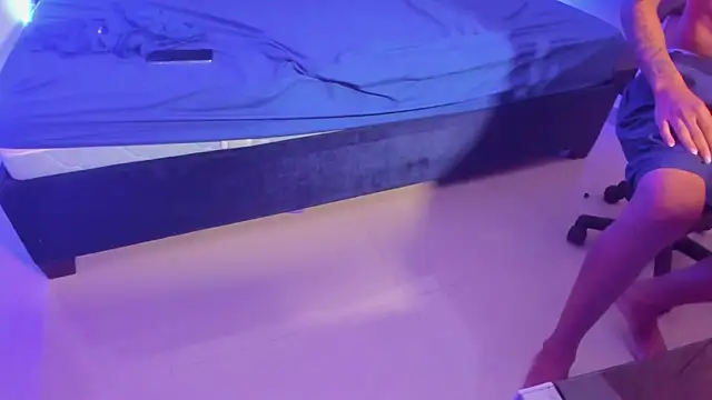 Snapshot of tayron_boy chatting on November 2025 10:13:02 PM tayron boy online show from November 2025 10:13:02 PM