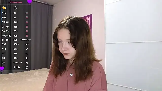 AlissaGerardo online show from April 2026 01:24:02 PM