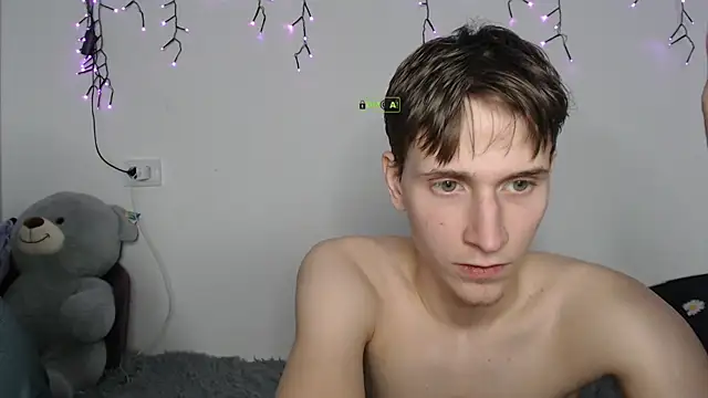 cute couple69 online show from November 2025 08:25:01 PM