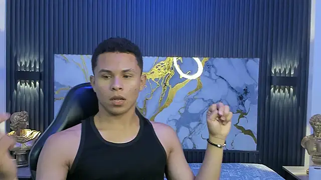 Liams18 online show from April 2026 03:35:01 AM