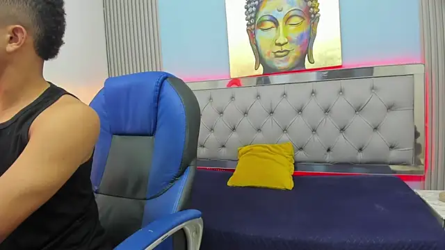 Snapshot of Liams18 chatting on November 2025 02:26:01 AM Liams18 online show from November 2025 02:26:01 AM