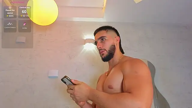 Scottfishcer1 online show from July 2026 07:25:01 PM