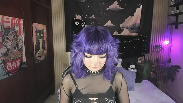 ravencollen online show from March 2026 07:59:01 PM