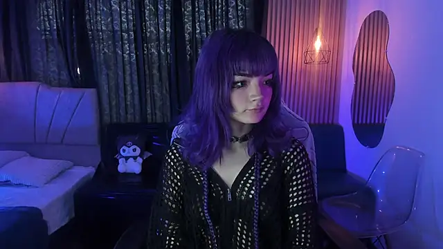 ravencollen online show from February 2026 05:45:01 PM