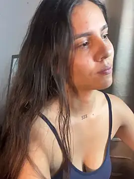 alisaa jhons1 online show from April 2026 12:18:02 AM