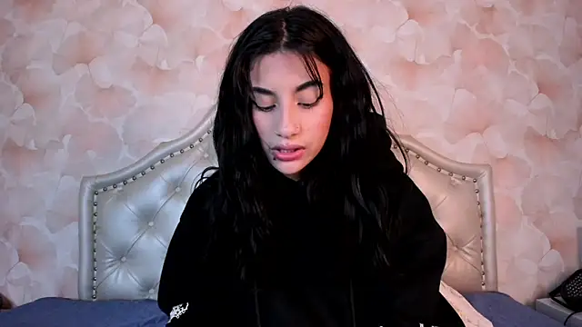 Madhison 5 online show from February 2026 12:45:01 PM