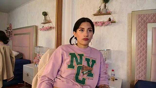 Madhison 5 online show from February 2026 12:49:01 PM