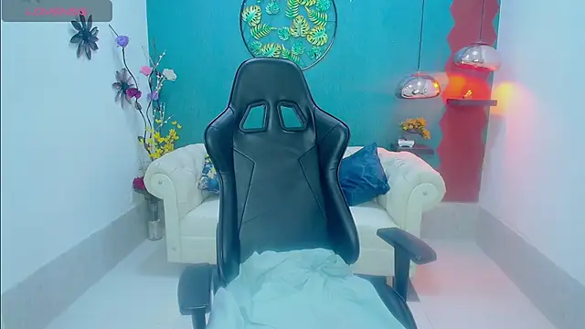 Snapshot of Scandarkmarie chatting on November 2025 11:16:02 PM Scandarkmarie online show from November 2025 11:16:02 PM