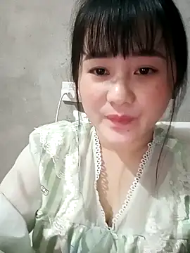 Anngela 18 online show from November 2025 12:00:02 PM