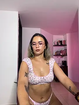 Zhara 110 online show from November 2025 11:25:01 AM