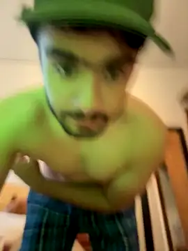 Snapshot of Leoncitooo987 chatting on December 2025 07:40:02 PM Leoncitooo987 online show from December 2025 07:40:02 PM