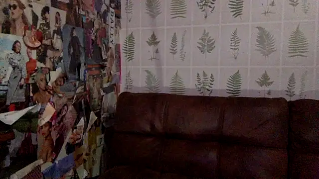 Snapshot of annoyedputa chatting on November 2025 06:29:01 AM annoyedputa online show from November 2025 06:29:01 AM