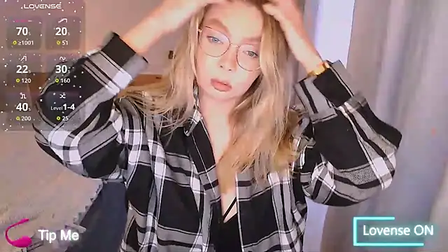 PolinaXXXXJones online show from February 2026 01:44:01 PM