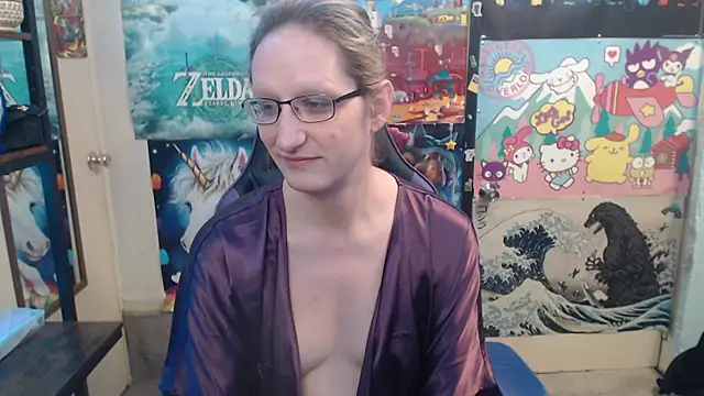 Savanah Banana  online show from April 2026 09:27:02 AM