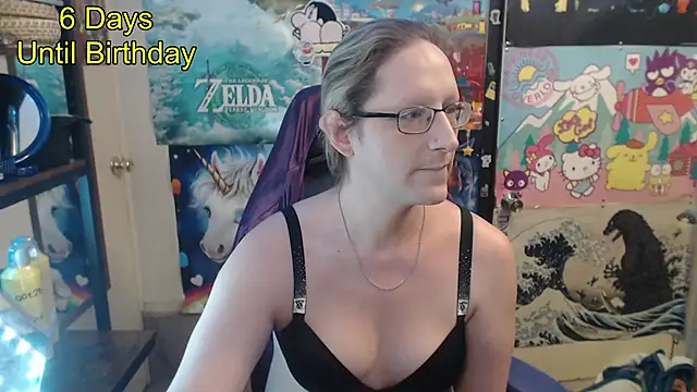 Savanah Banana  online show from May 2026 10:03:02 AM