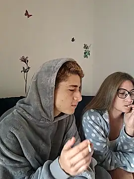 minervaystiven online show from November 2025 11:48:01 AM