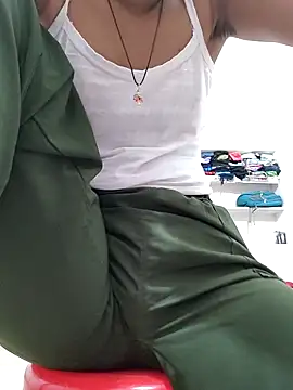 Isha kumari 69 online show from March 2026 04:46:01 PM